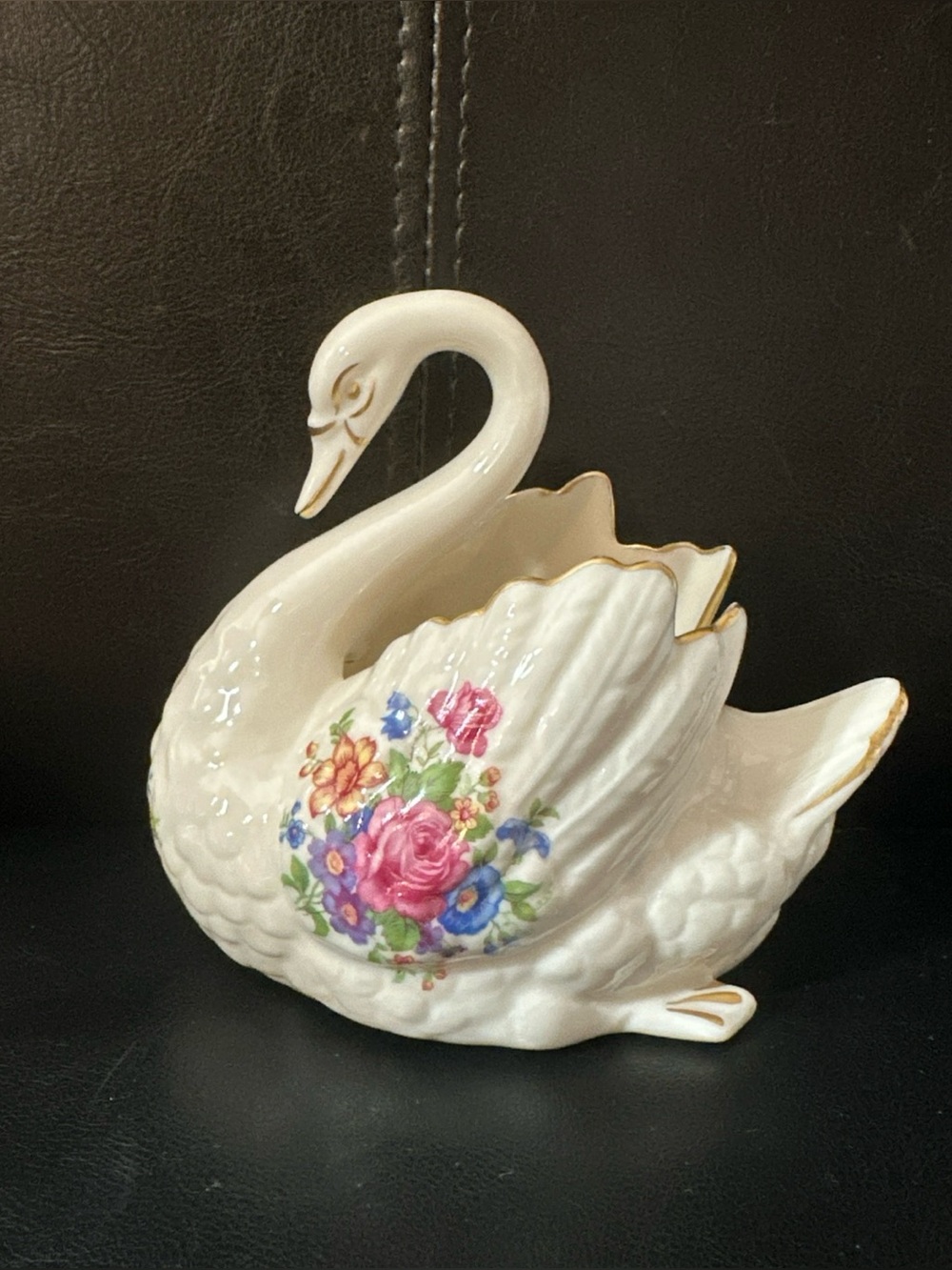 Gorgeous Rose Lenox Swan